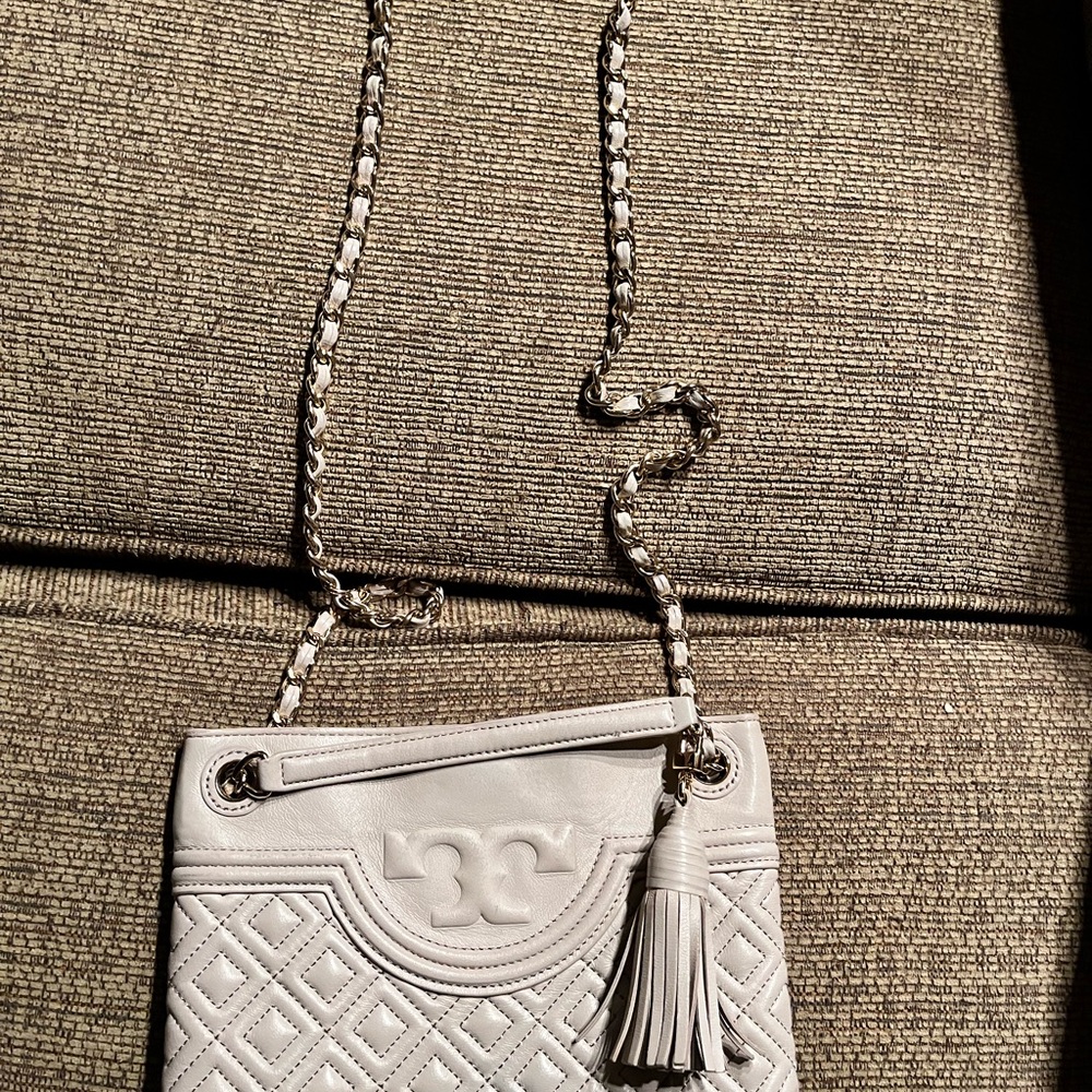 Tory Burch Cream Fleming Swingpack Quilted Bag - Picture 8 of 13